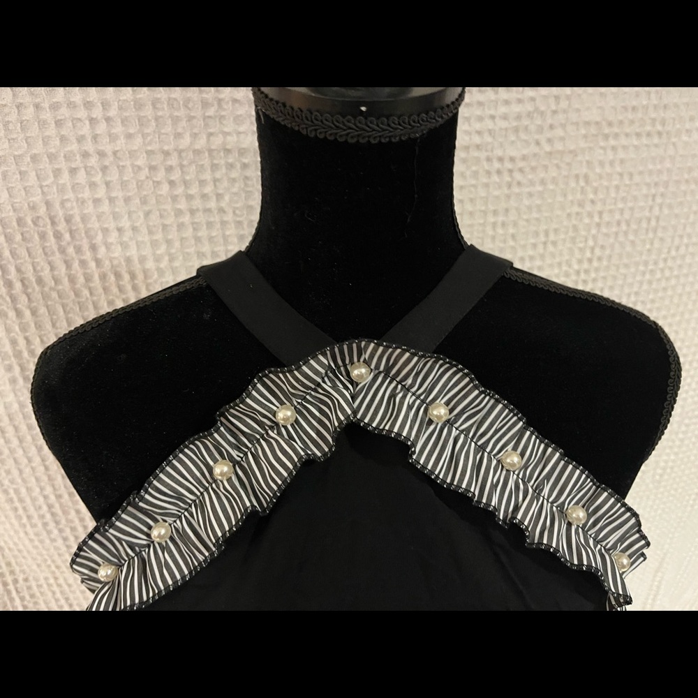 Neiman Marcus Top - Picture 2 of 5
